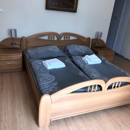 Elli Frantiskovy Lazne