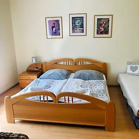 Elli Hotel
